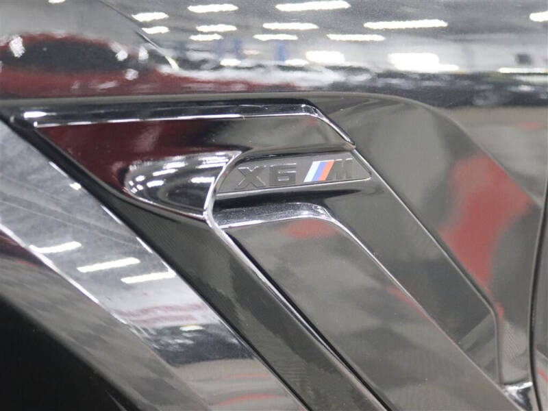 2022 BMW X6 M