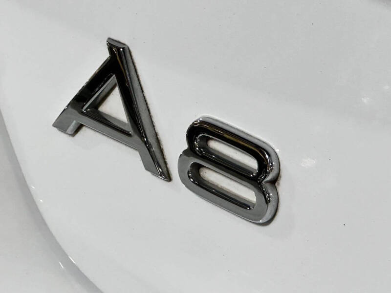2012 Audi A8 quattro