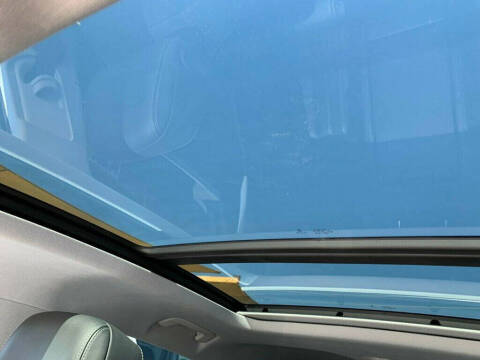 2019 Audi e-tron quattro Prestige