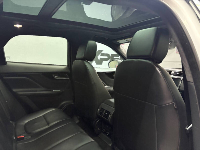 2020 Jaguar F-PACE 25t Premium