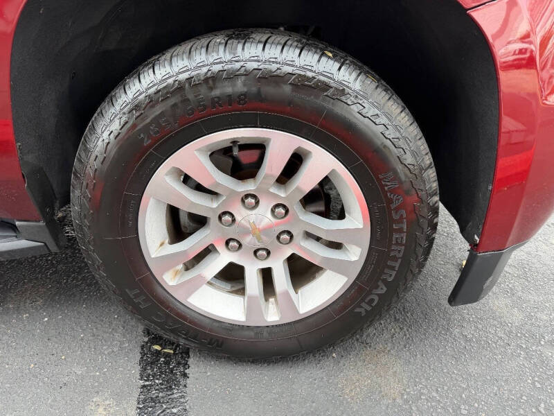 2017 Chevrolet Suburban LT