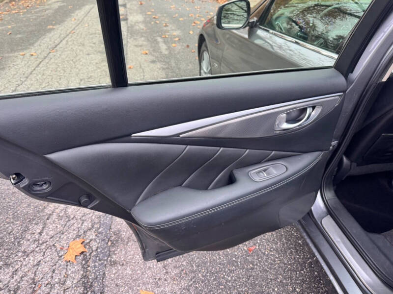 2016 Infiniti Q50 2.0T Premium