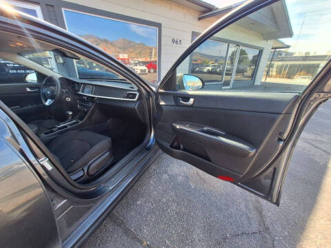 2020 Kia Optima LX