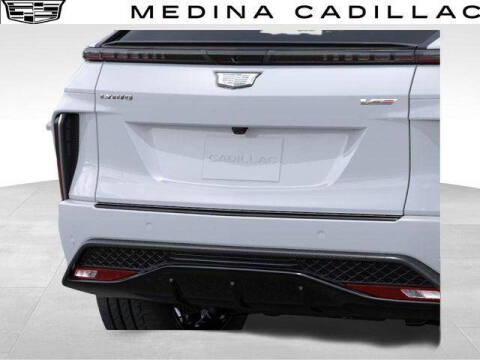 2026 Cadillac LYRIQ-V Premium