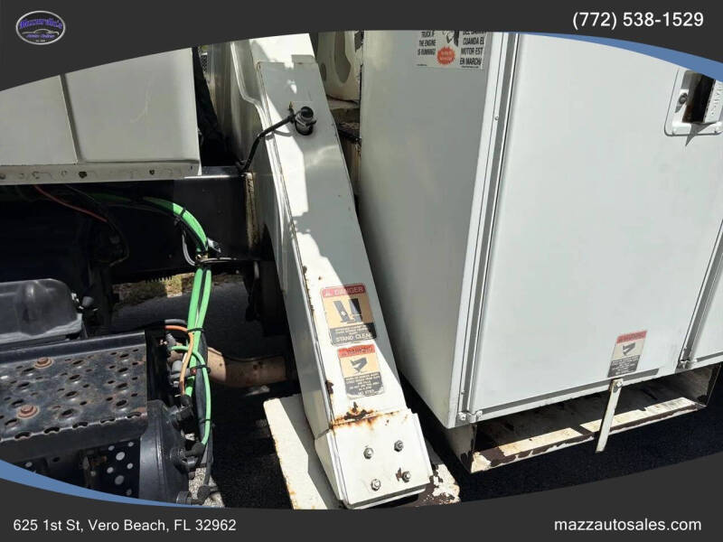 2005 International WorkStar 7300