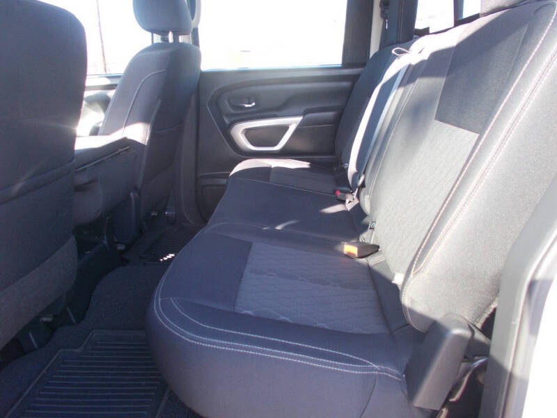 2019 Nissan Titan SV