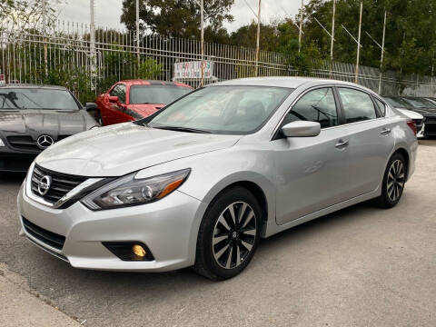 2018 Nissan Altima for sale at Texas Luxury Auto in Houston TX