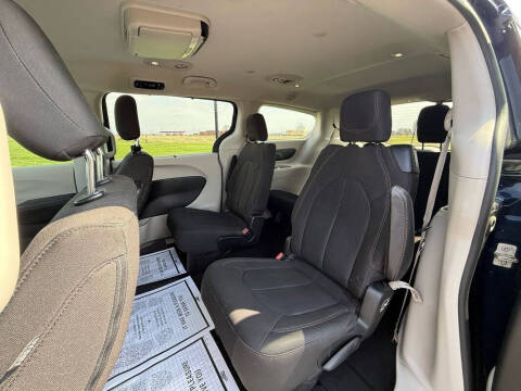 2018 Chrysler Pacifica Touring Plus