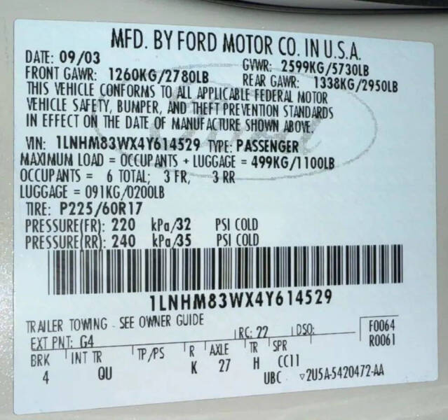 2004 Lincoln Town Car Ultimate