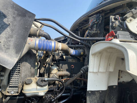 2007 Freightliner M2 106