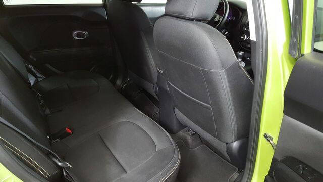 2016 Kia Soul +