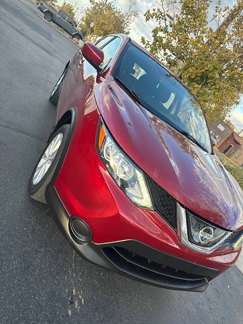 2019 Nissan Rogue Sport S photo 3