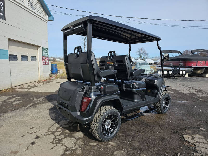 2024 Evolution Maverick 4