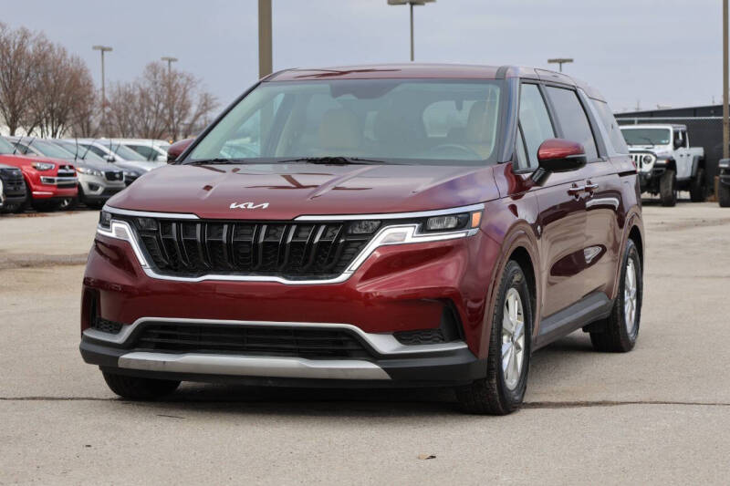 2022 Kia Carnival LX