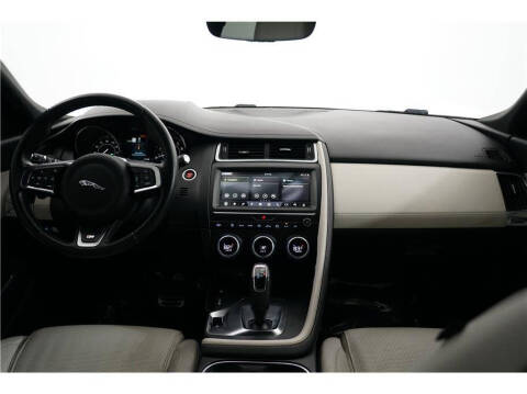 2020 Jaguar E-PACE P300 R-Dynamic S