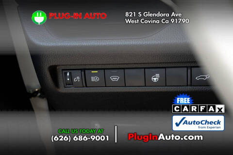 2025 Toyota RAV4 Hybrid XLE Premium