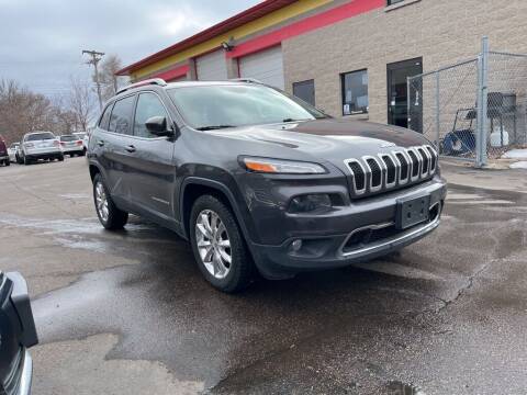 2016 Jeep Cherokee for sale at MIDWEST CAR SEARCH in Fridley MN