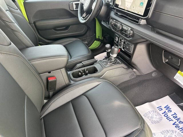 2025 Jeep Gladiator Sport S