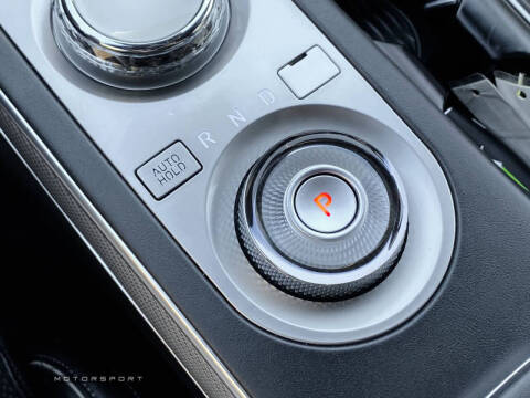 2023 Genesis GV70 2.5T Standard