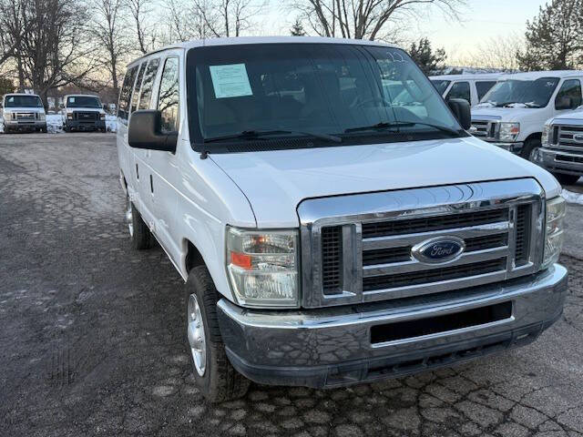 2012 Ford E-Series E-350 SD XL