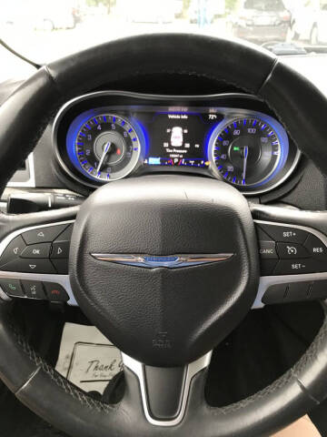 2015 Chrysler 300 Limited