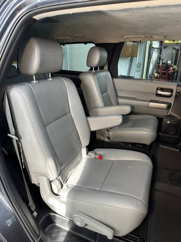 2014 Toyota Sequoia Limited