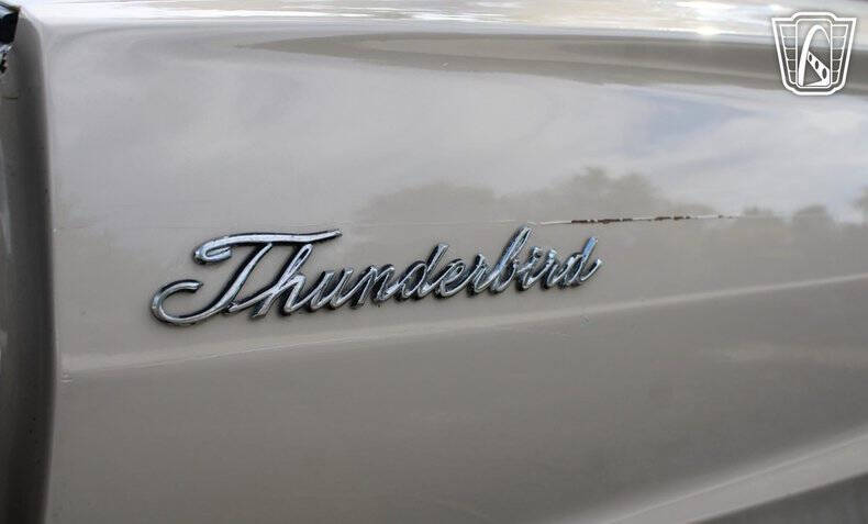 1966 Ford Thunderbird