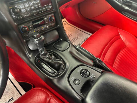 2004 Chevrolet Corvette
