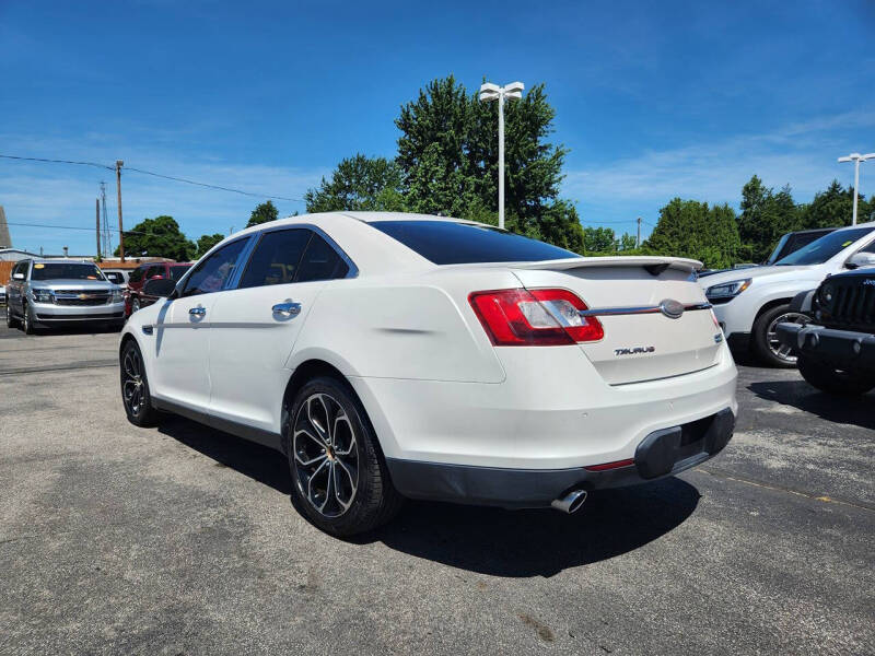 2009 Ford Taurus SEL