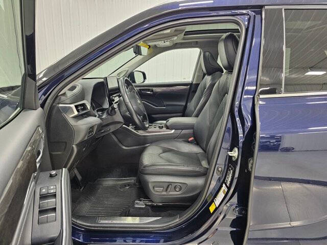 2020 Toyota Highlander Platinum