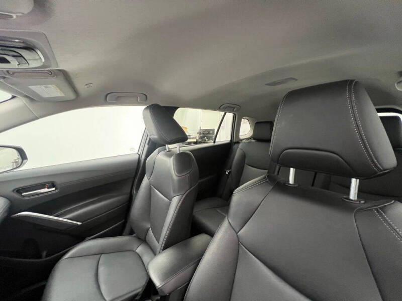 2024 Toyota Corolla Cross XLE