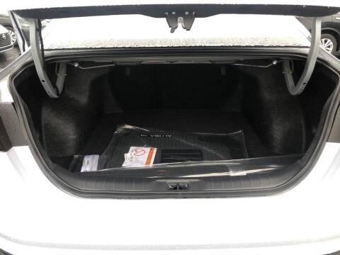 2025 Nissan Altima 2.5 SR