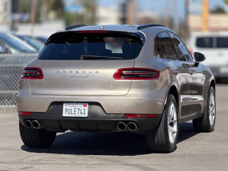 2016 Porsche Macan S