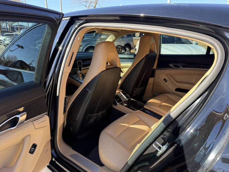 2015 Porsche Panamera