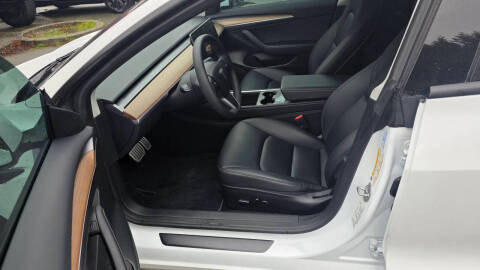 2023 Tesla Model 3 Performance