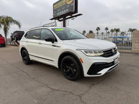 2023 Volkswagen Tiguan SE R-Line Black