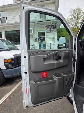 2016 GMC Savana 2500