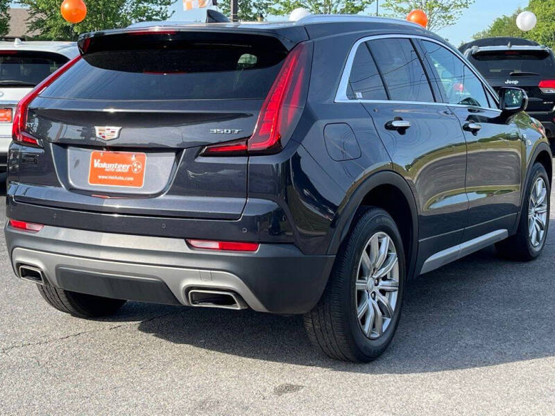 2023 Cadillac XT4 Premium Luxury