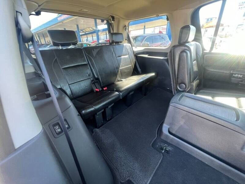 2011 Nissan Armada Platinum