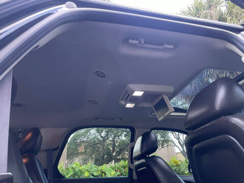 2011 Cadillac Escalade Premium