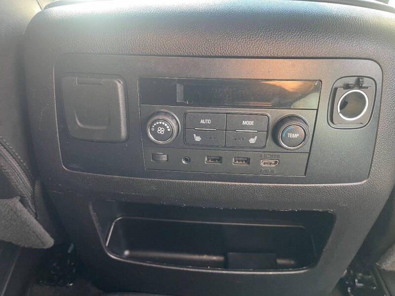 2017 GMC Yukon XL Denali