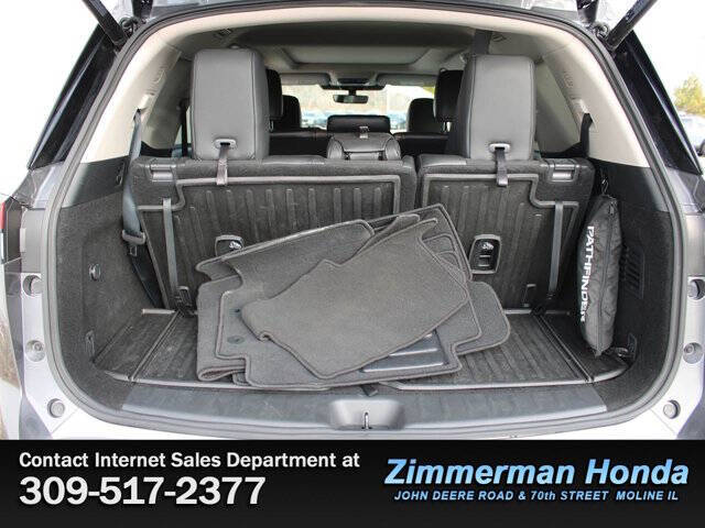 2024 Nissan Pathfinder Platinum