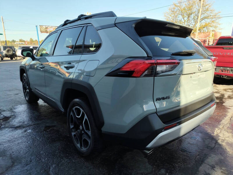 2019 Toyota RAV4 Adventure