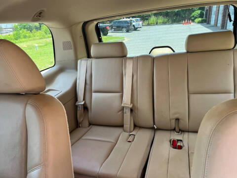 2014 Cadillac Escalade Luxury