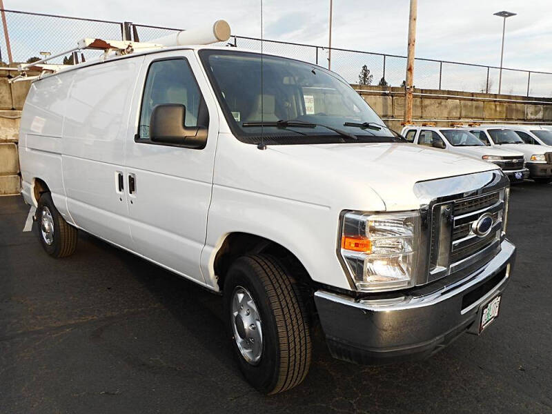 2013 Ford E-Series E-350 SD