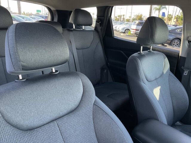 2023 Hyundai Santa Fe SE
