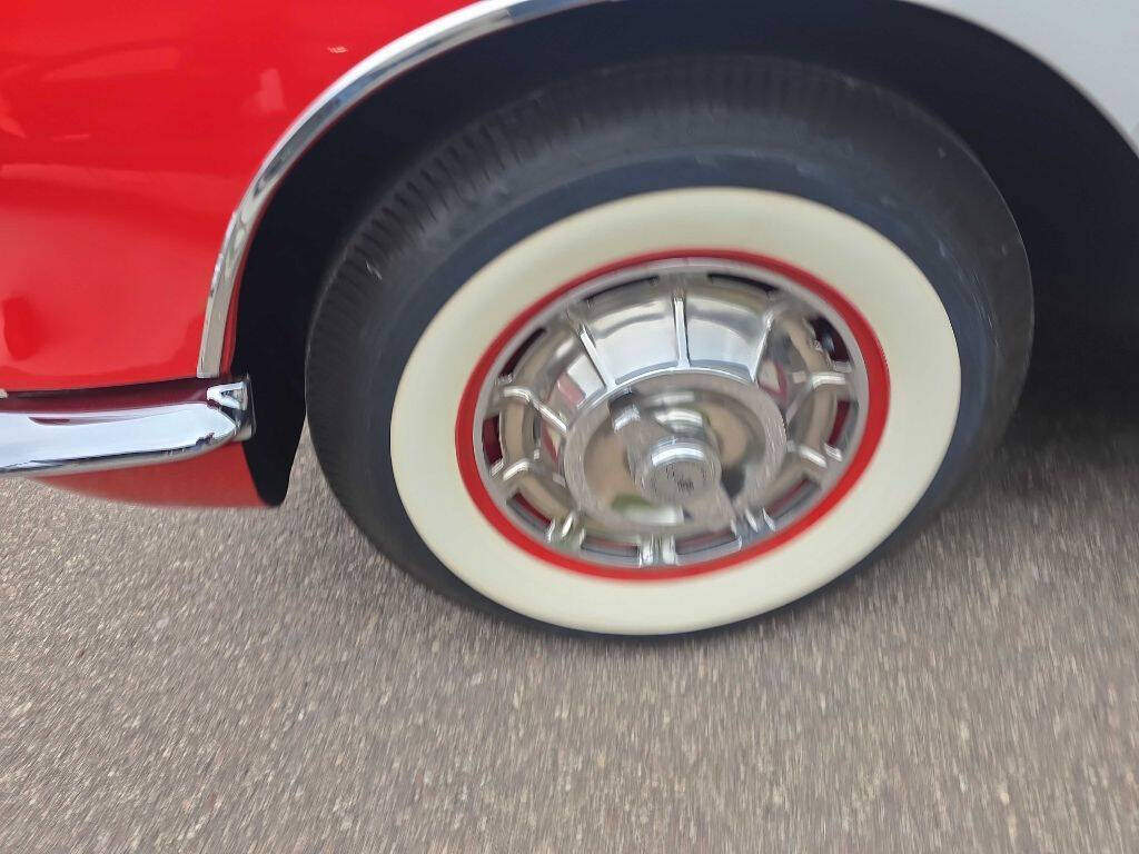 1961 Chevrolet Corvette 104