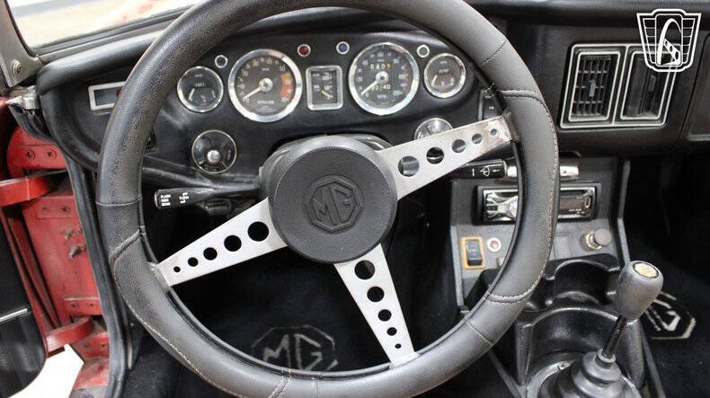 1972 MG B