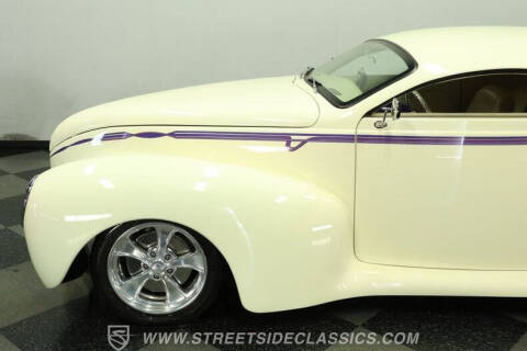 1939 Lincoln Zephyr