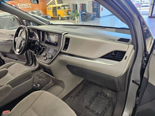 2015 Toyota Sienna L 7-Passenger